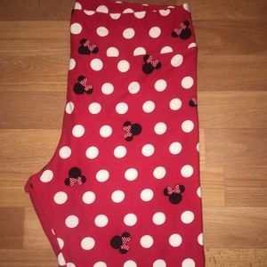 Minnie Mouse dots leggings!
